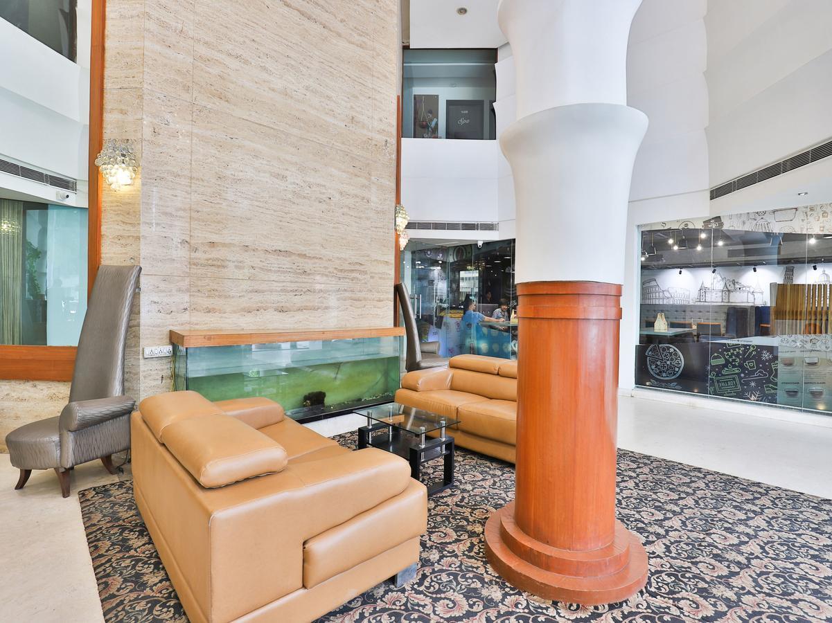 Oyo 1123 Hotel Rock Regency Ahmedabad Esterno foto